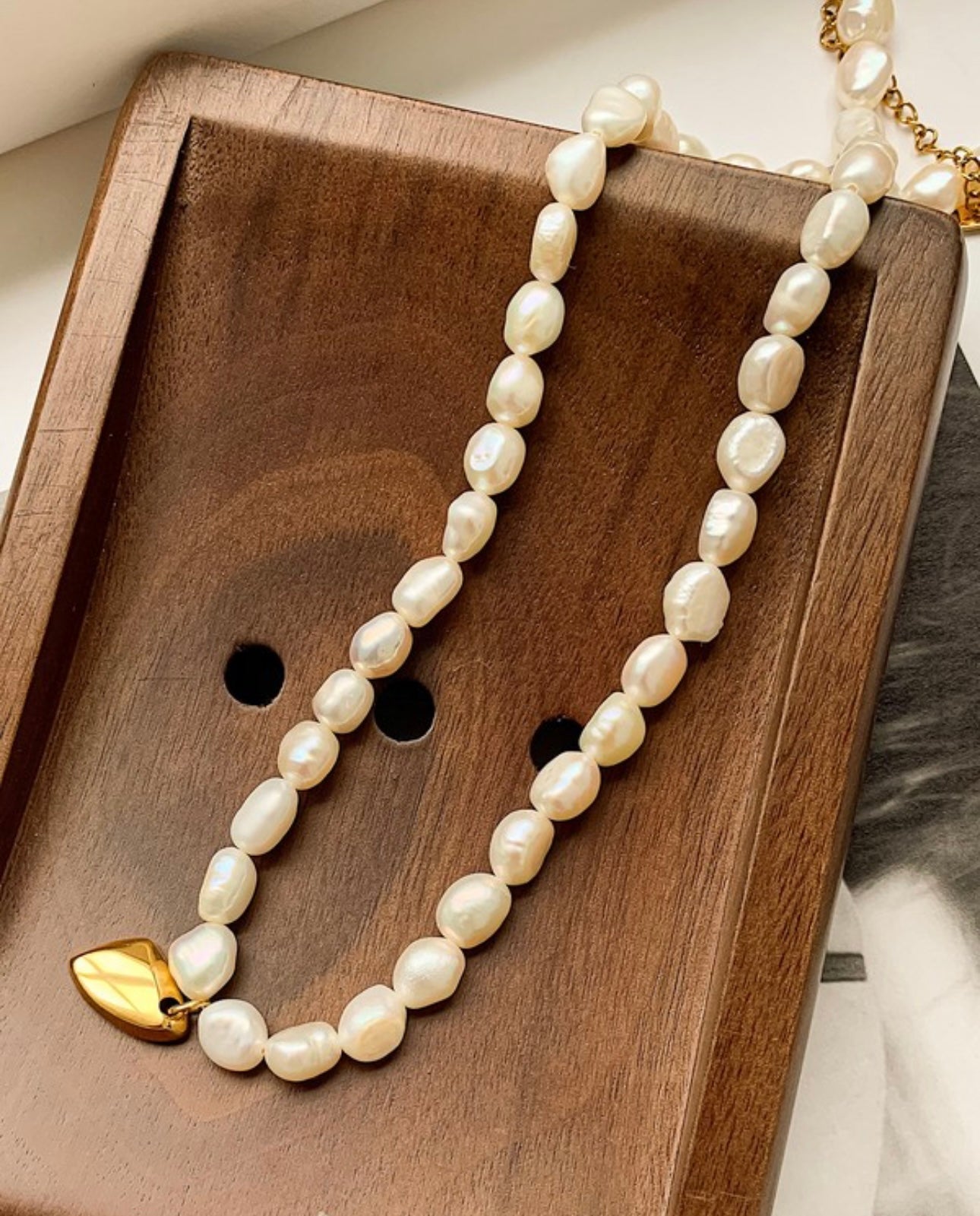 Precious Pearl Necklace