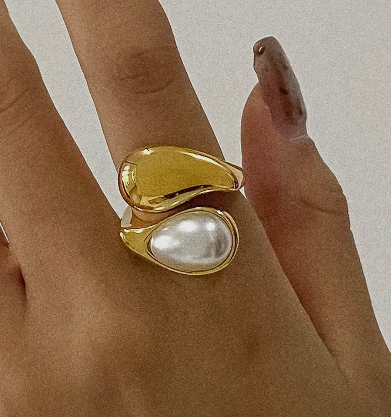 The Paris Pearl Ring