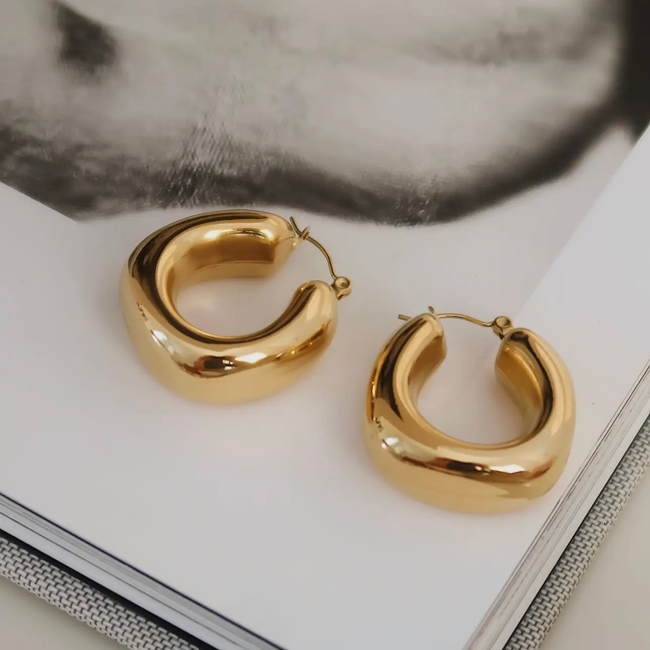 Old Money Hoops 2.0