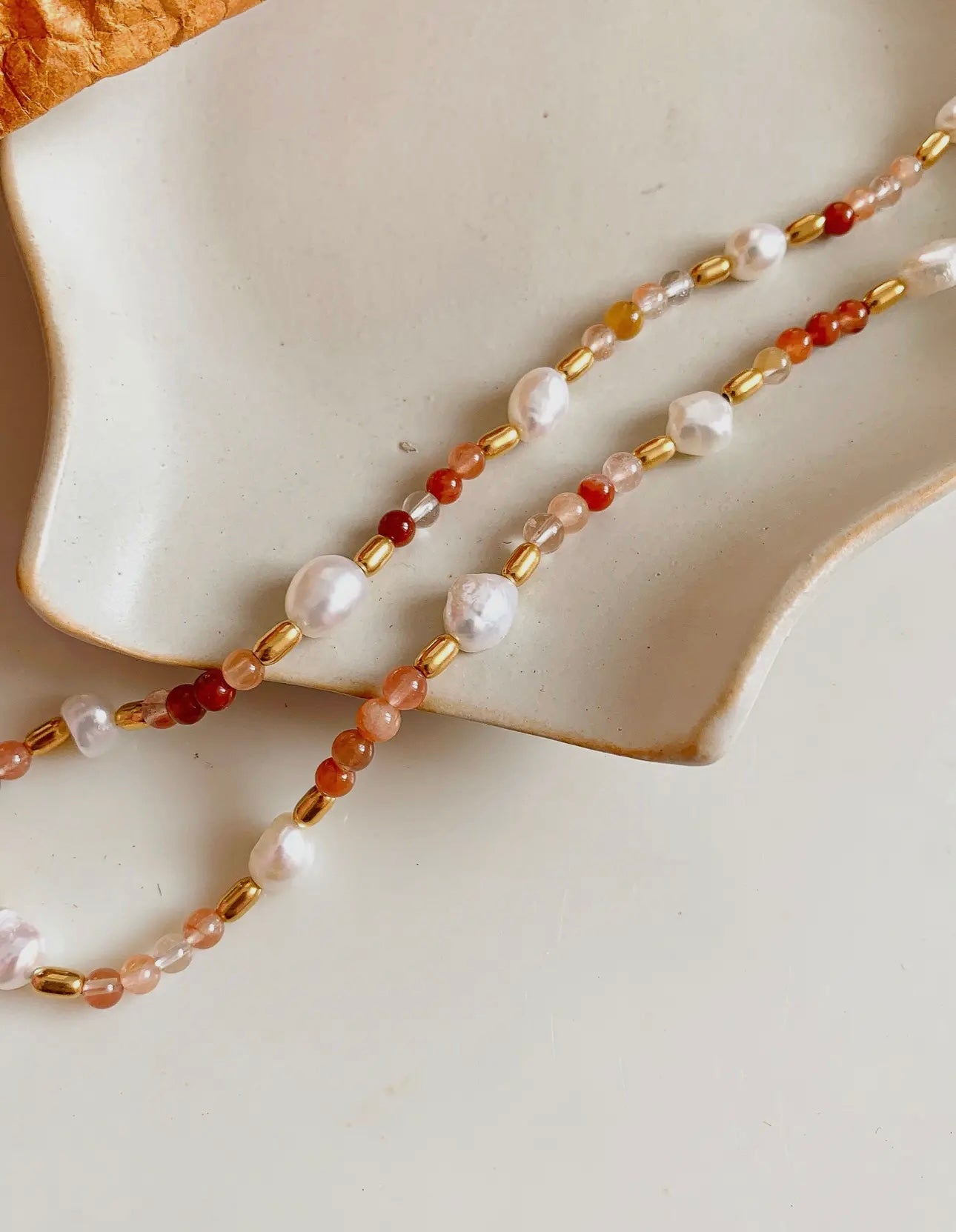 Rose Pearl Shoreline Necklace
