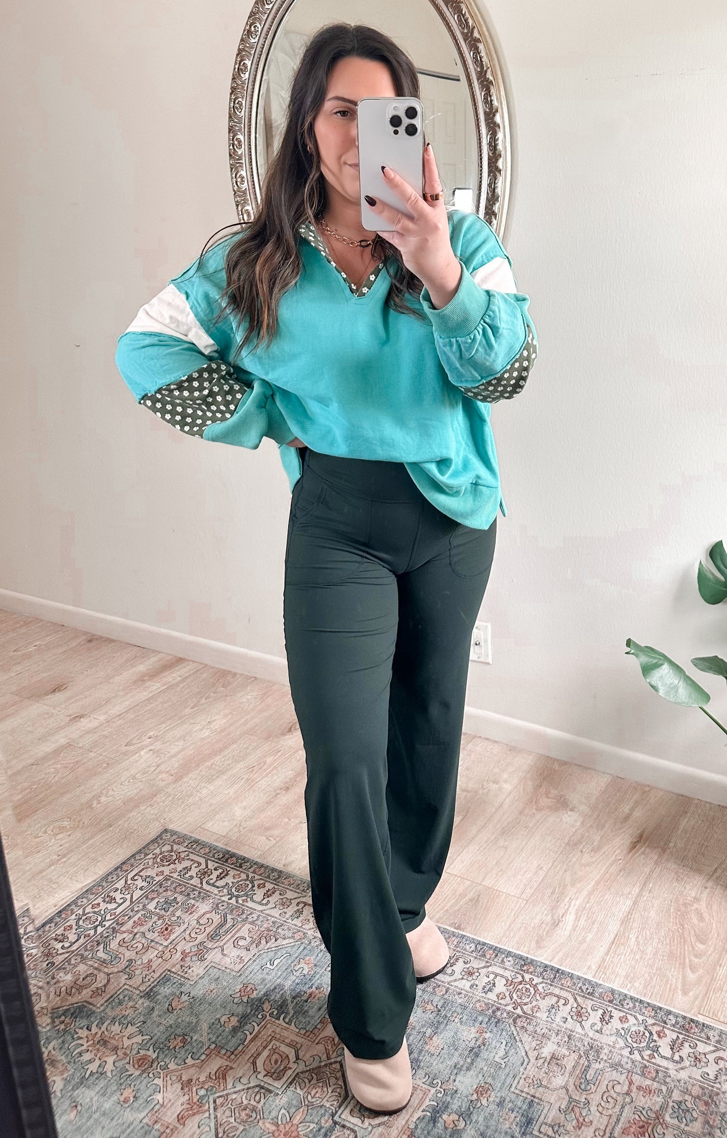 Butter Soft Straight Leg Leggings in Dark Forest Green
