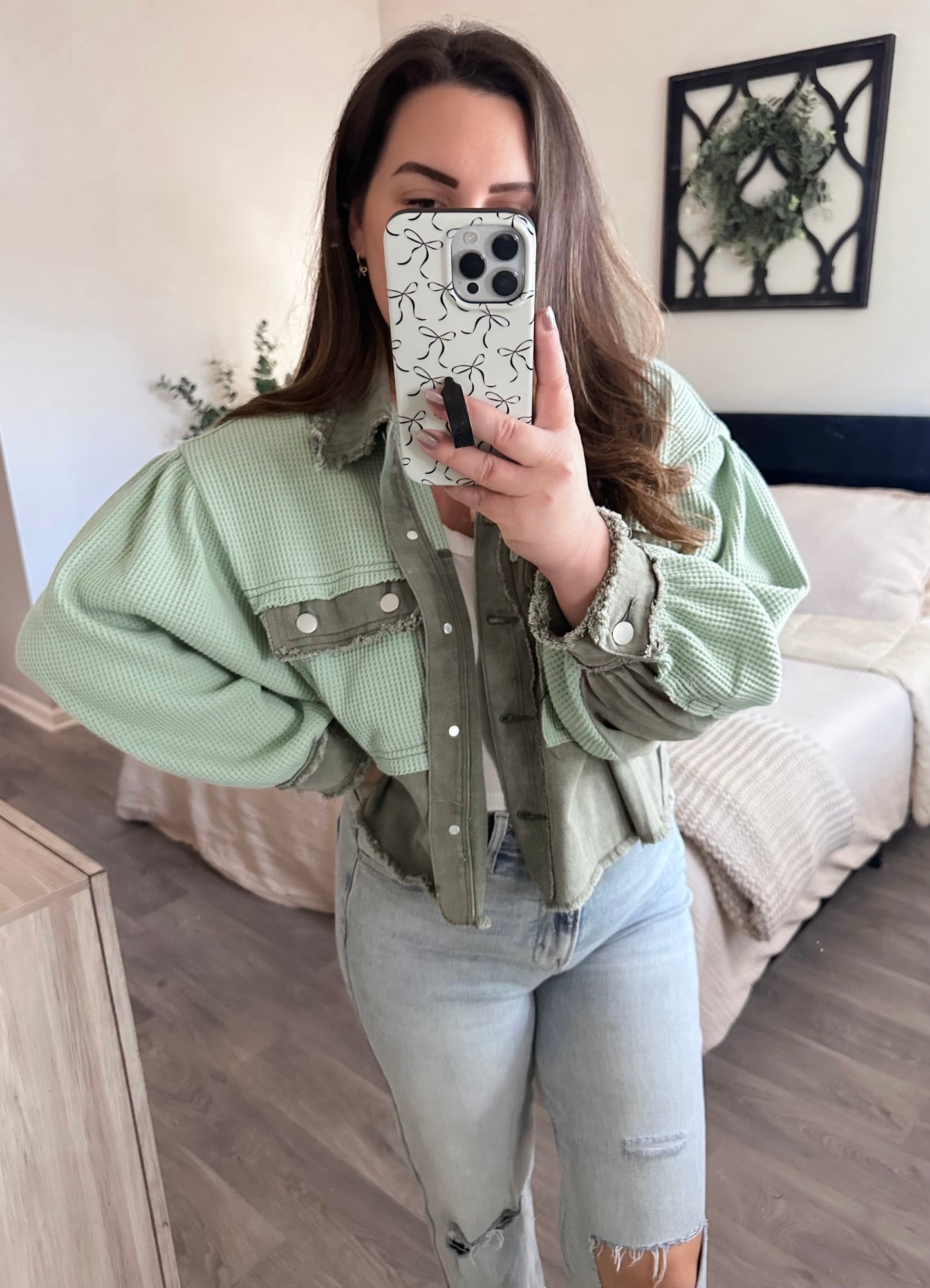 Greyhound Jacket in Mint/Dark Olive