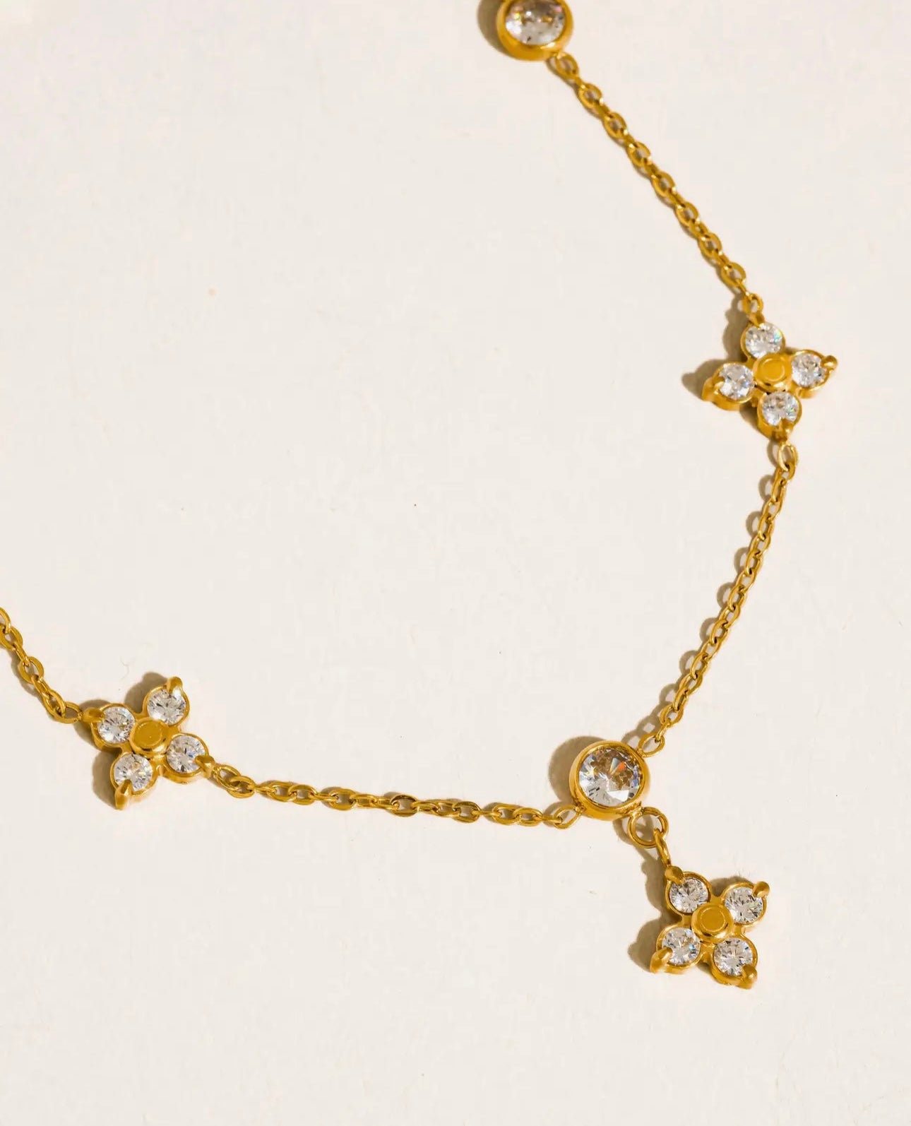 Dainty Blooms Necklace
