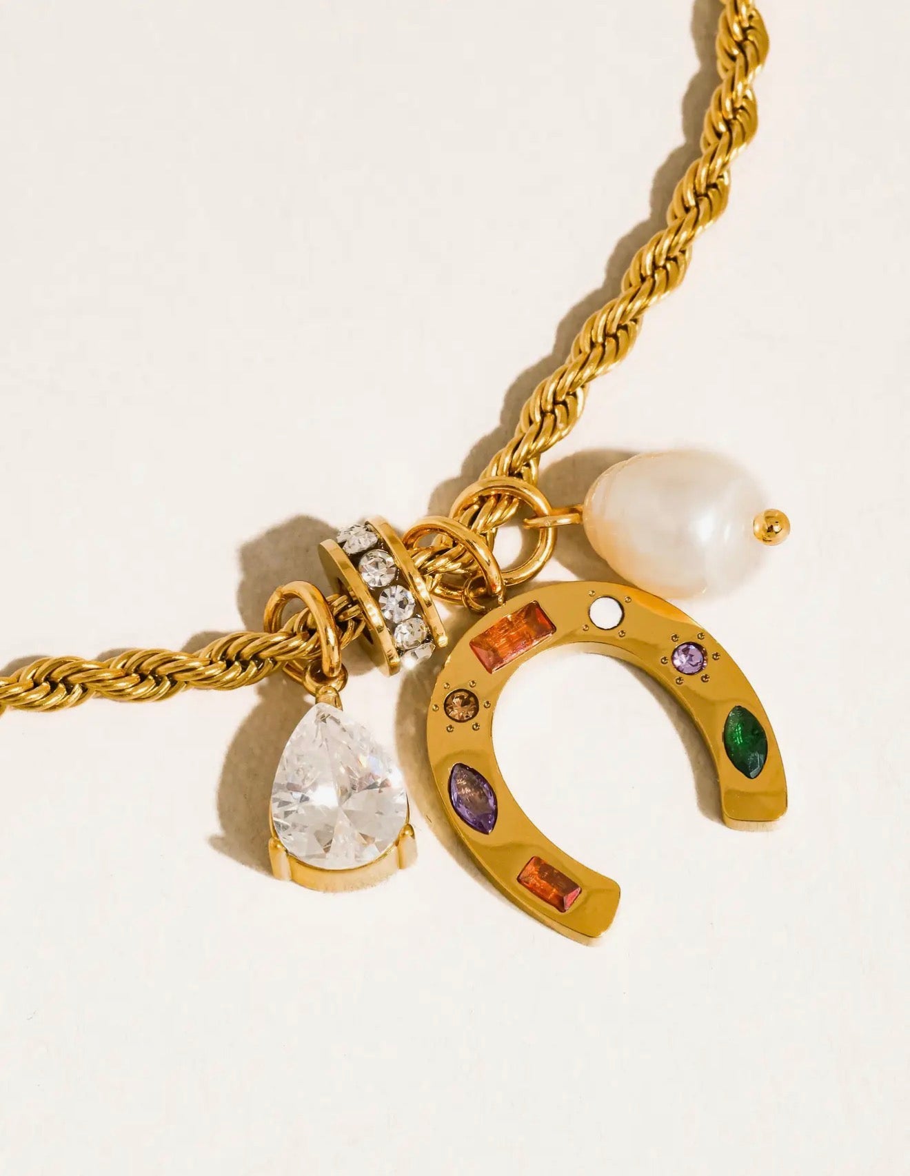 Horseshoe Necklace