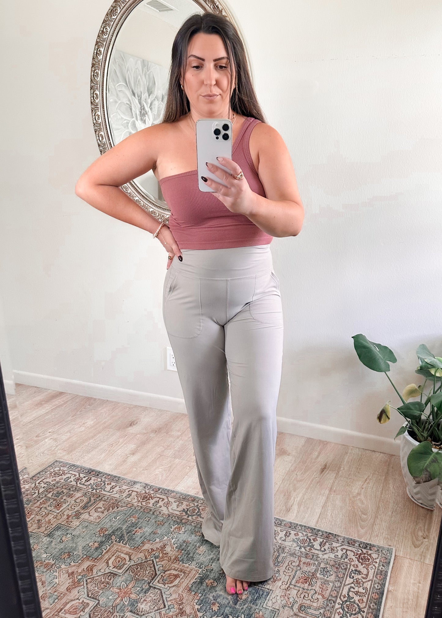 Butter Soft Straight Leg Leggings in Stone Taupe