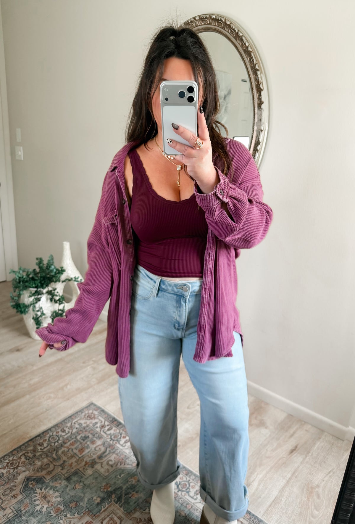 The Scalloped Seamless (reversible) Tank in Maroon