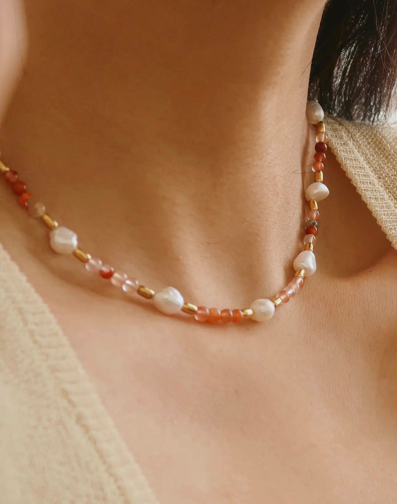 Rose Pearl Shoreline Necklace