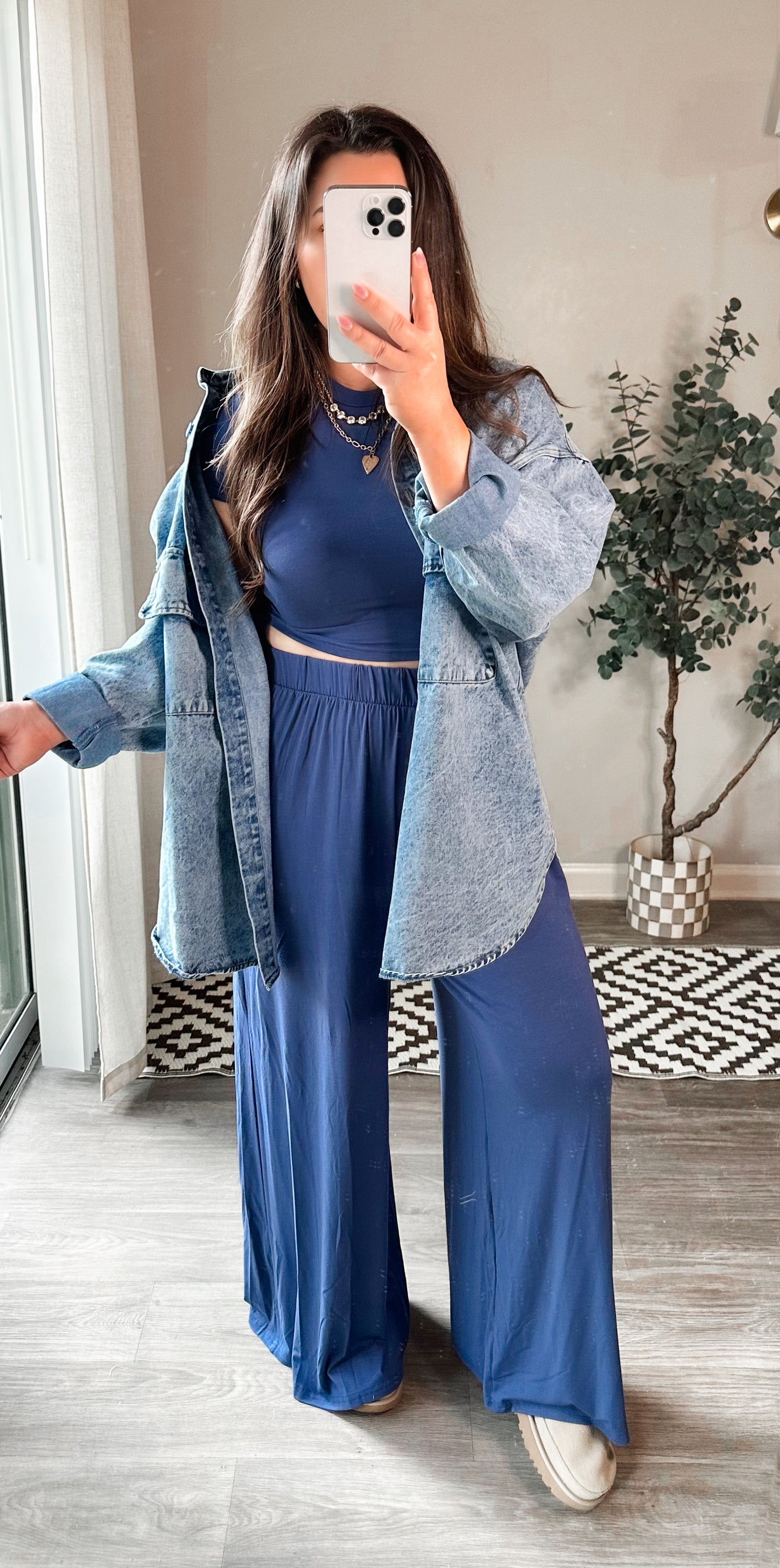 Essential Lounge Set in Blue