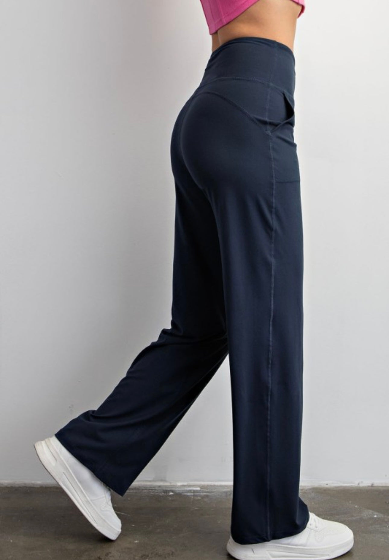 Butter Soft Straight Leg Leggings in Navy Blue