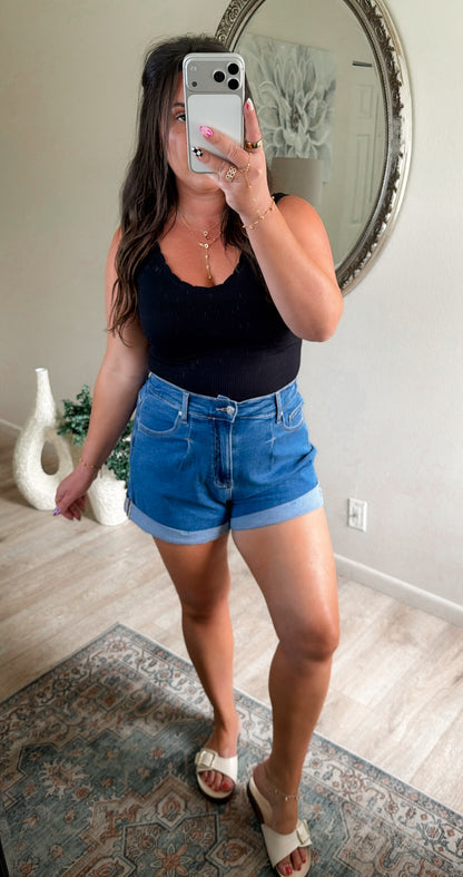 The Everyday Cuffed Shorts