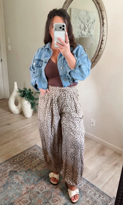 Wild Escape Jogger Pants