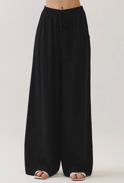 Signature Linen Pants in Black