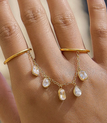 Cosette Dangle Ring