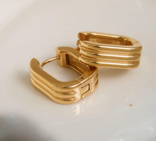 Noa Stripe Huggie Hoops