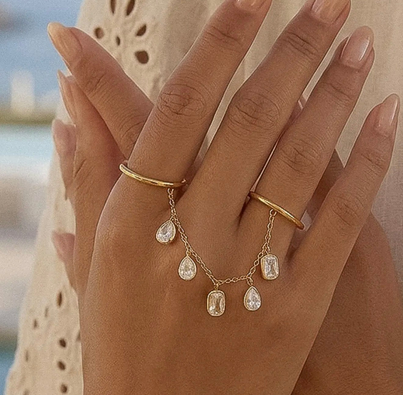 Cosette Dangle Ring