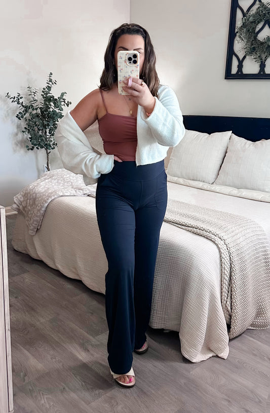 Butter Soft Straight Leg Leggings in Navy Blue
