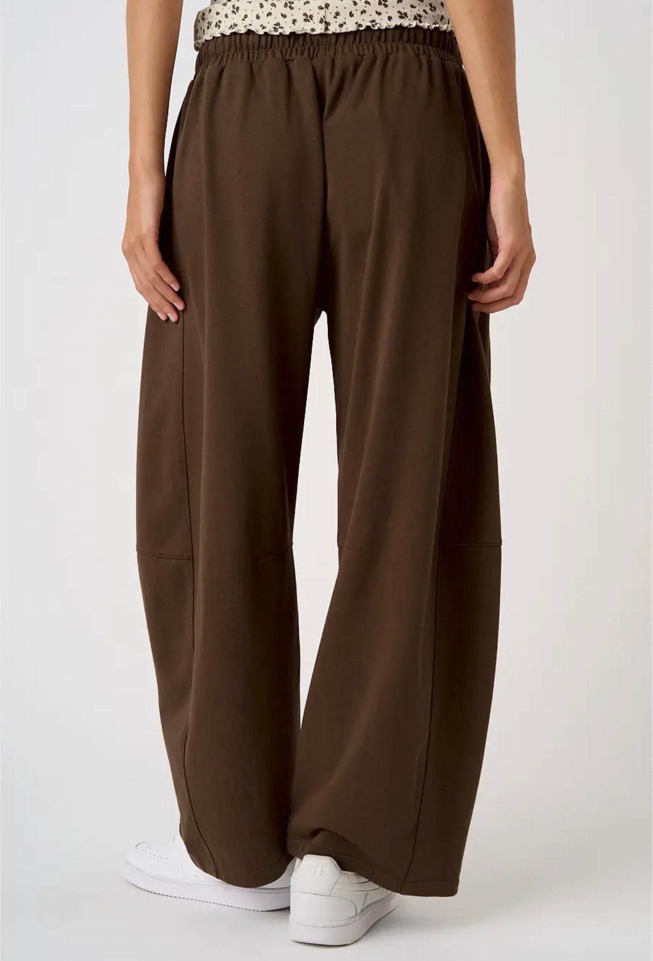 Modern Muse Barrels in Espresso Brown