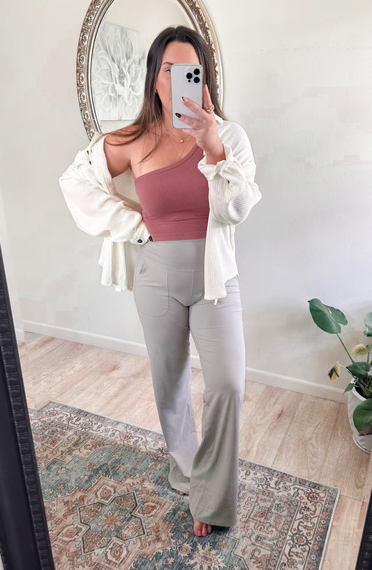 Butter Soft Straight Leg Leggings in Stone Taupe