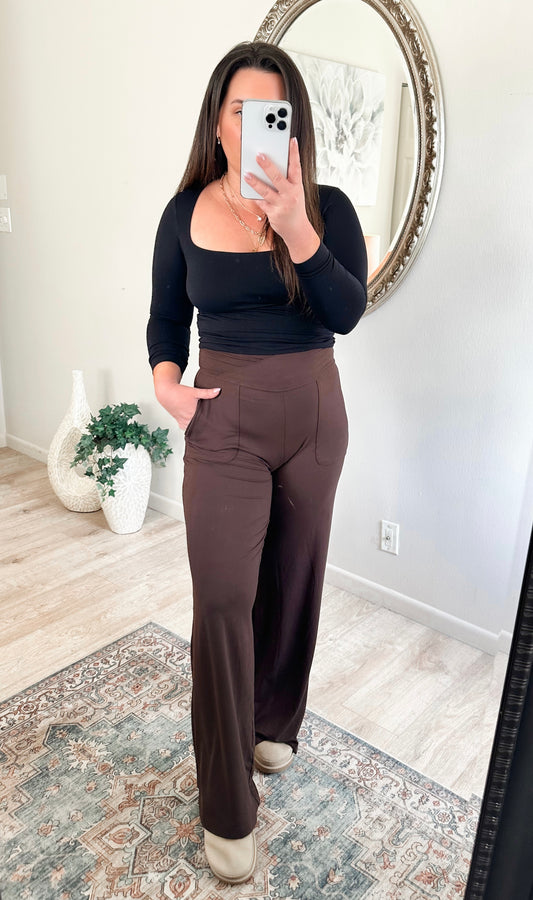 Butter Soft Straight Leg Leggings 2.0 in Espresso Brown