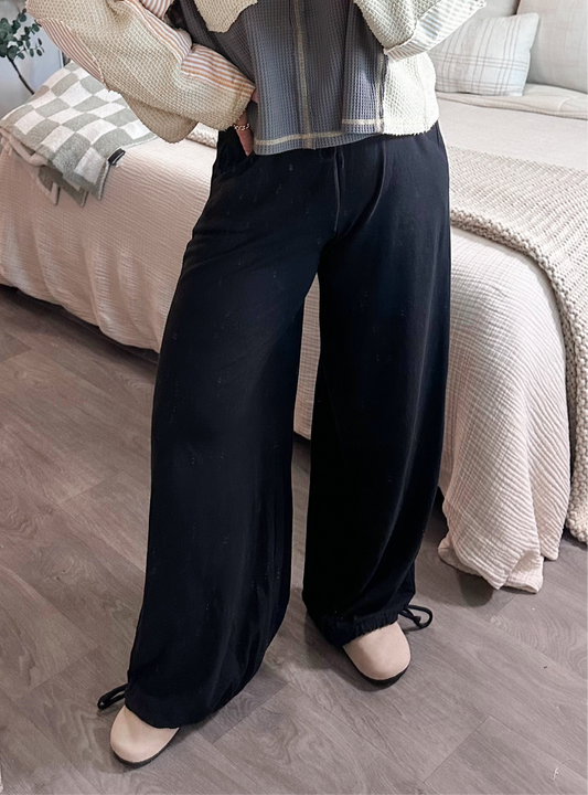 The Boyfriend Pants in Black