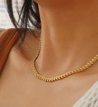 Vern Classic Necklace
