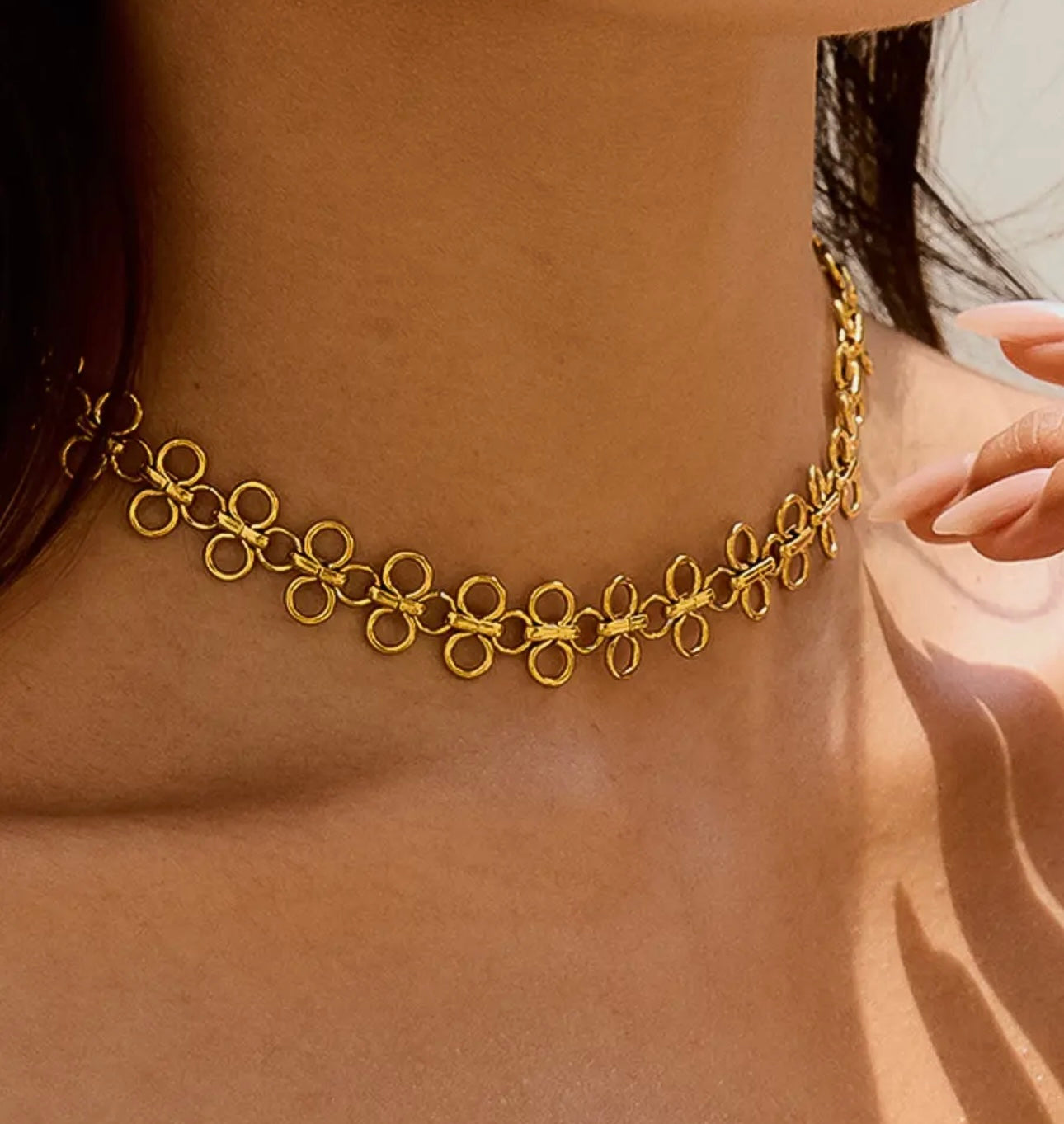 The Daisy Chain Chocker