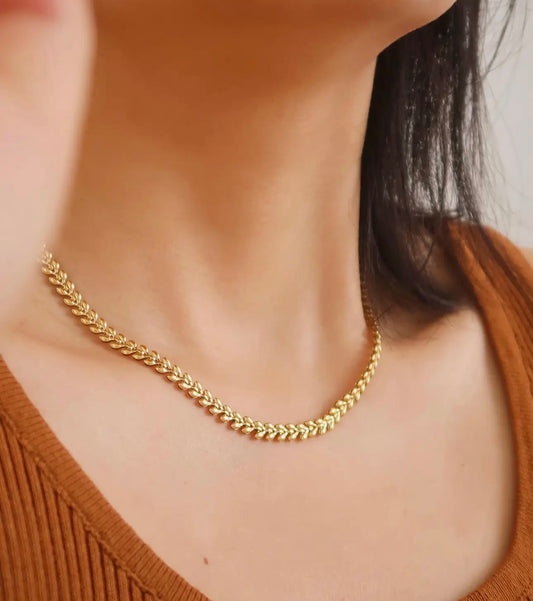 Vern Classic Necklace