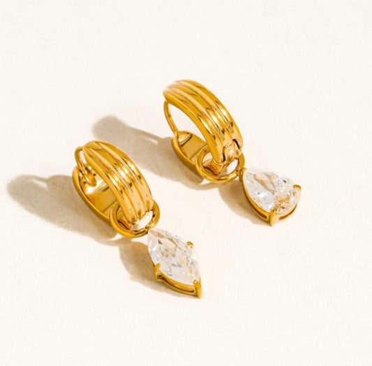 Saffron Teardrop Mismatch Huggie Hoops