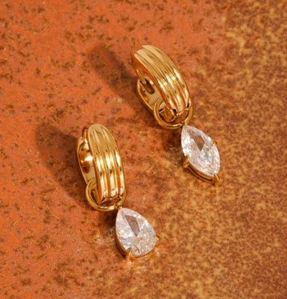 Saffron Teardrop Mismatch Huggie Hoops