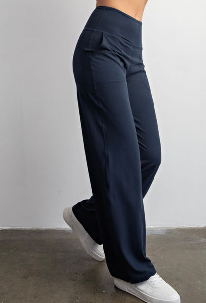 Butter Soft Straight Leg Leggings in Navy Blue